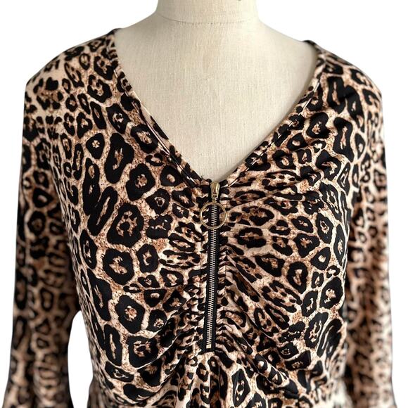 Womens Top Size Large Cheetah Print Flare Sleeve Professional Office Siren Date - Picture 2 of 6
